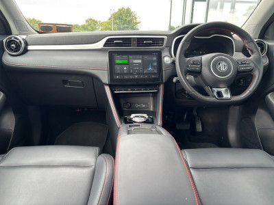 2022 MG ZS