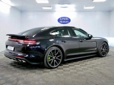2024 Porsche Panamera