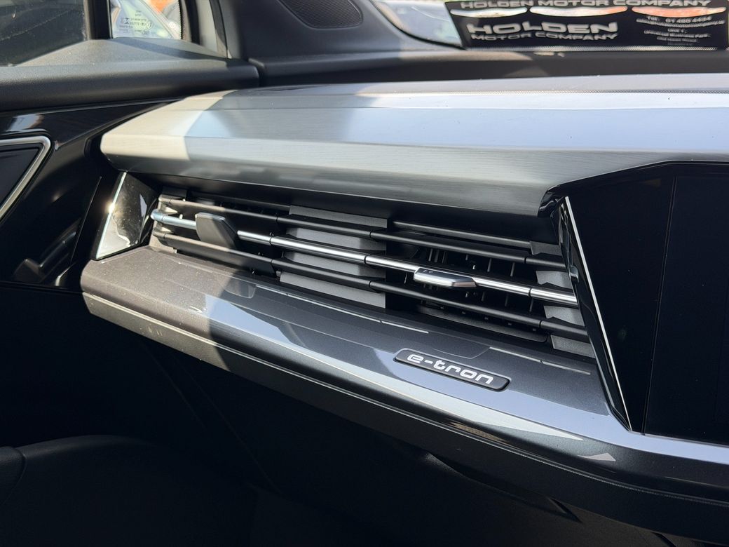 2022 Audi Q4