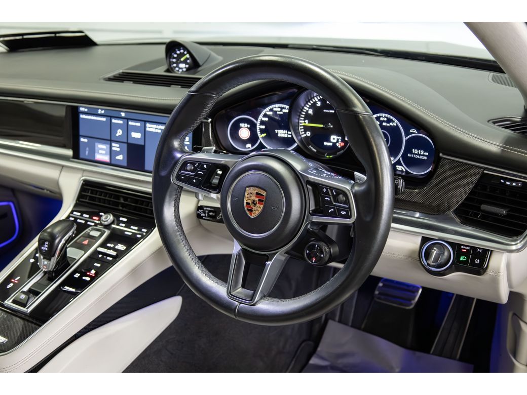 2018 Porsche Panamera