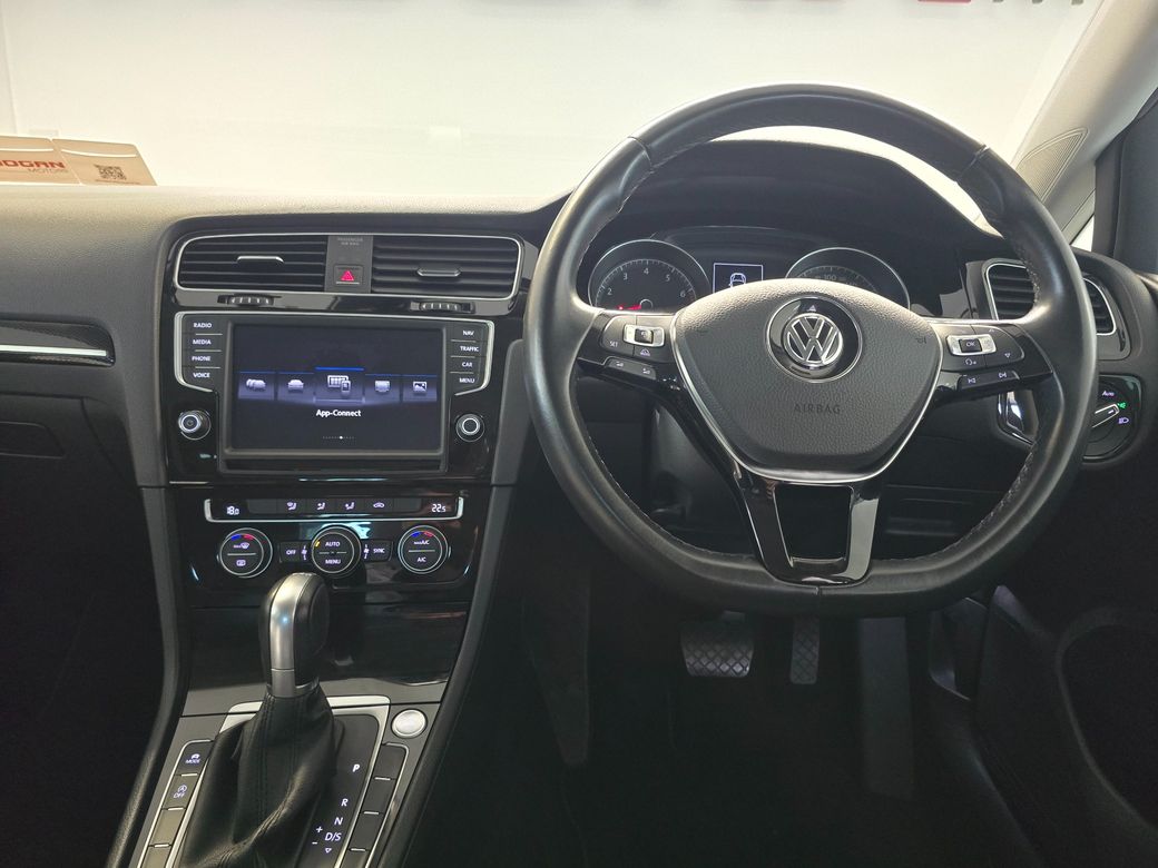 2016 Volkswagen Golf