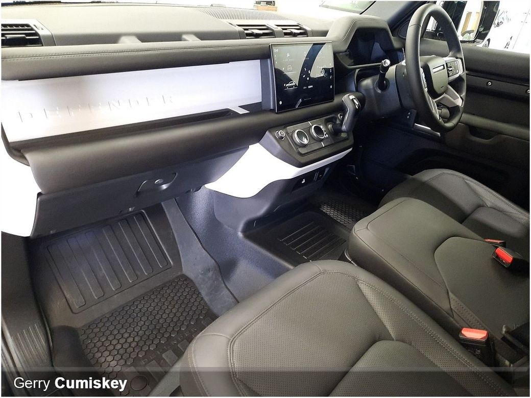 2025 Land Rover Defender