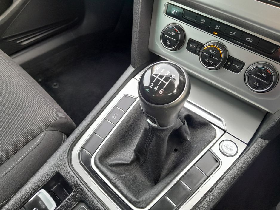 2016 Volkswagen Passat