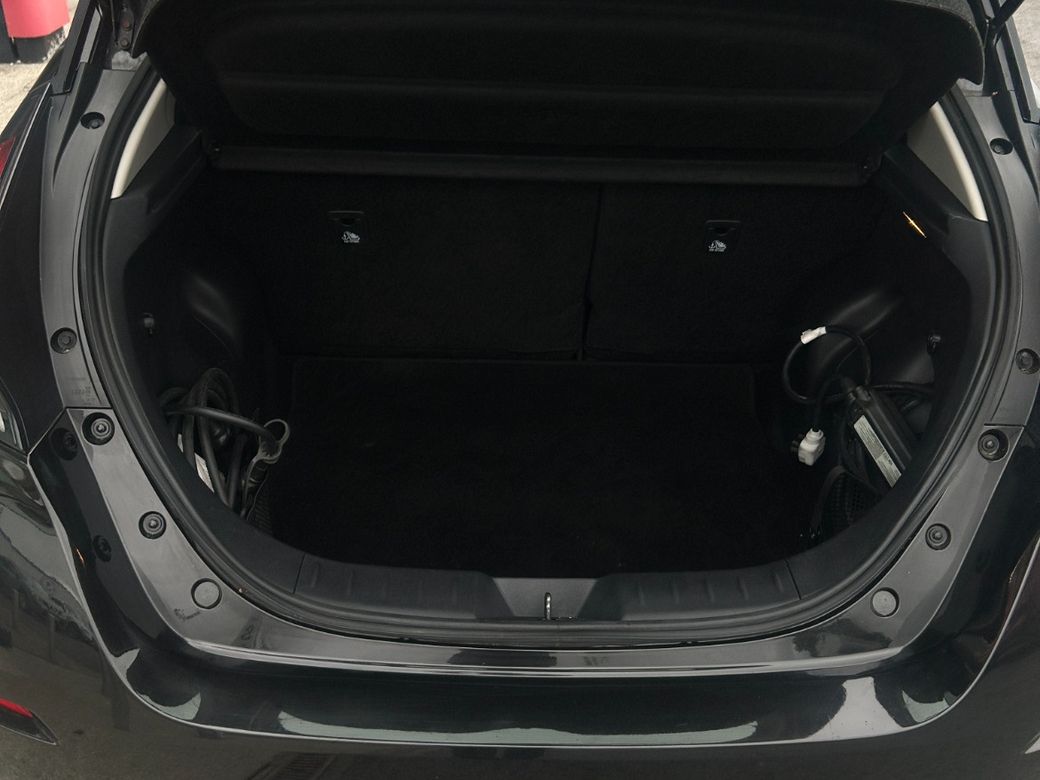 2022 Nissan Leaf