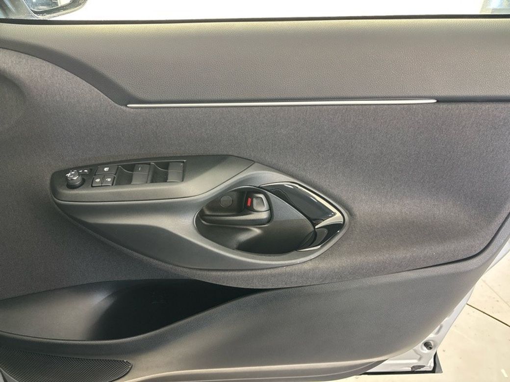 2025 Toyota Yaris Cross