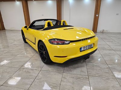 2017 Porsche Boxster
