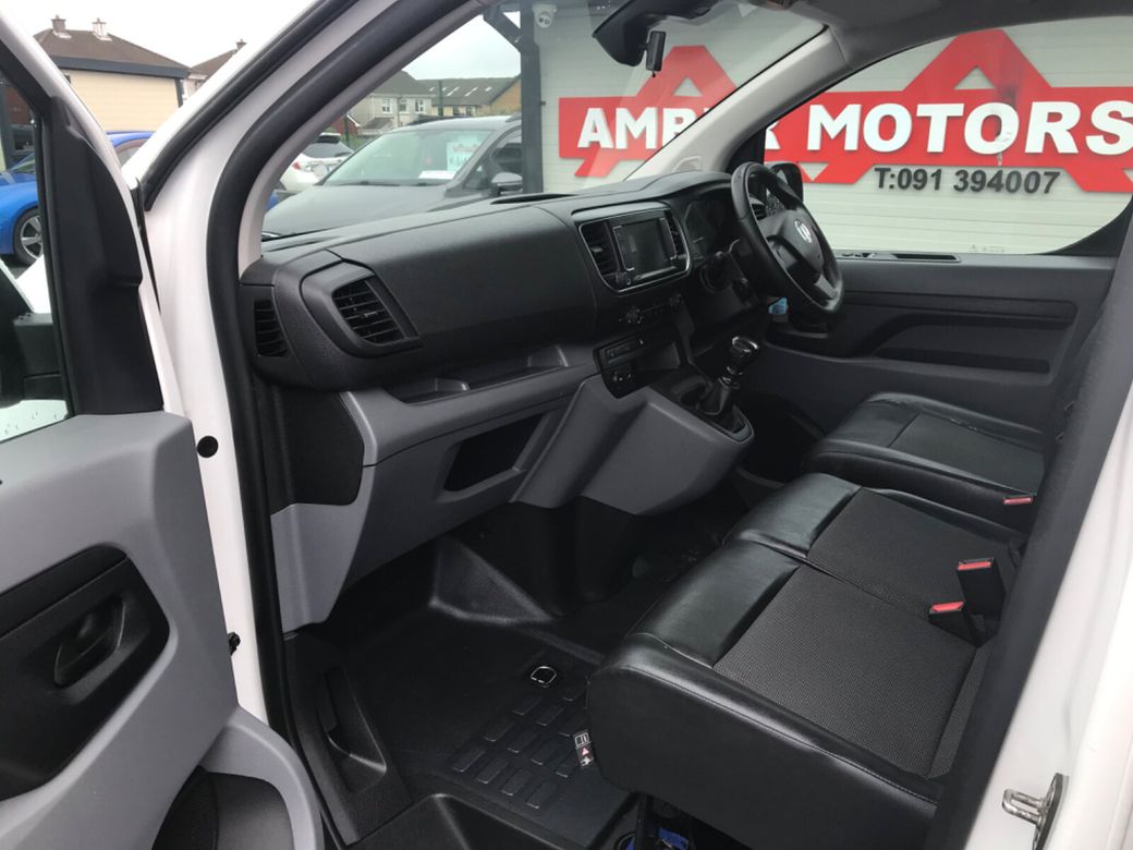 2021 Vauxhall Vivaro
