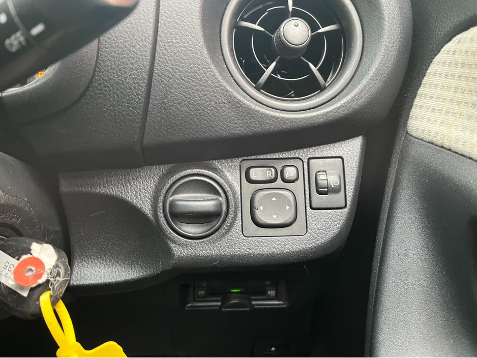 2018 Toyota Vitz
