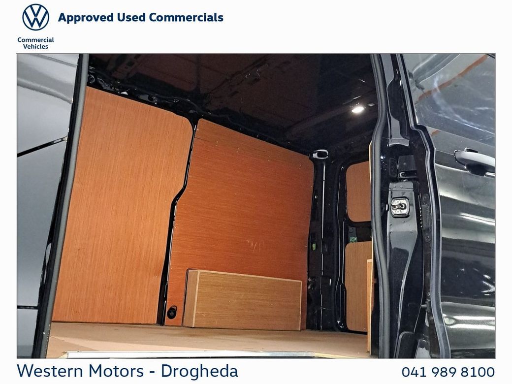 2025 Volkswagen Transporter