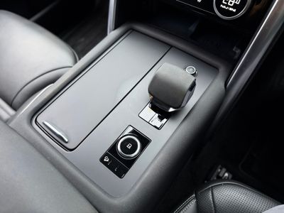 2024 Land Rover Discovery