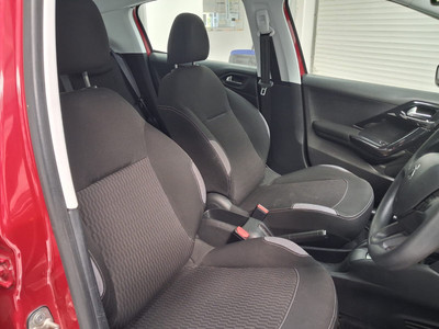 2016 Peugeot 208