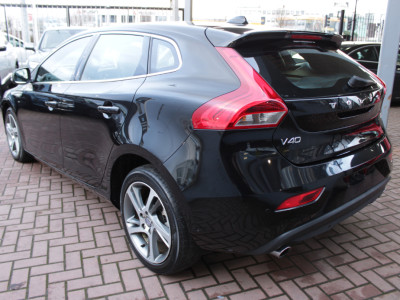 2016 Volvo V40