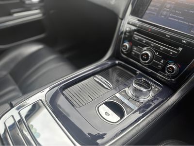 2011 Jaguar XJ