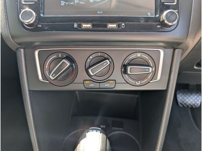 2016 Volkswagen Polo
