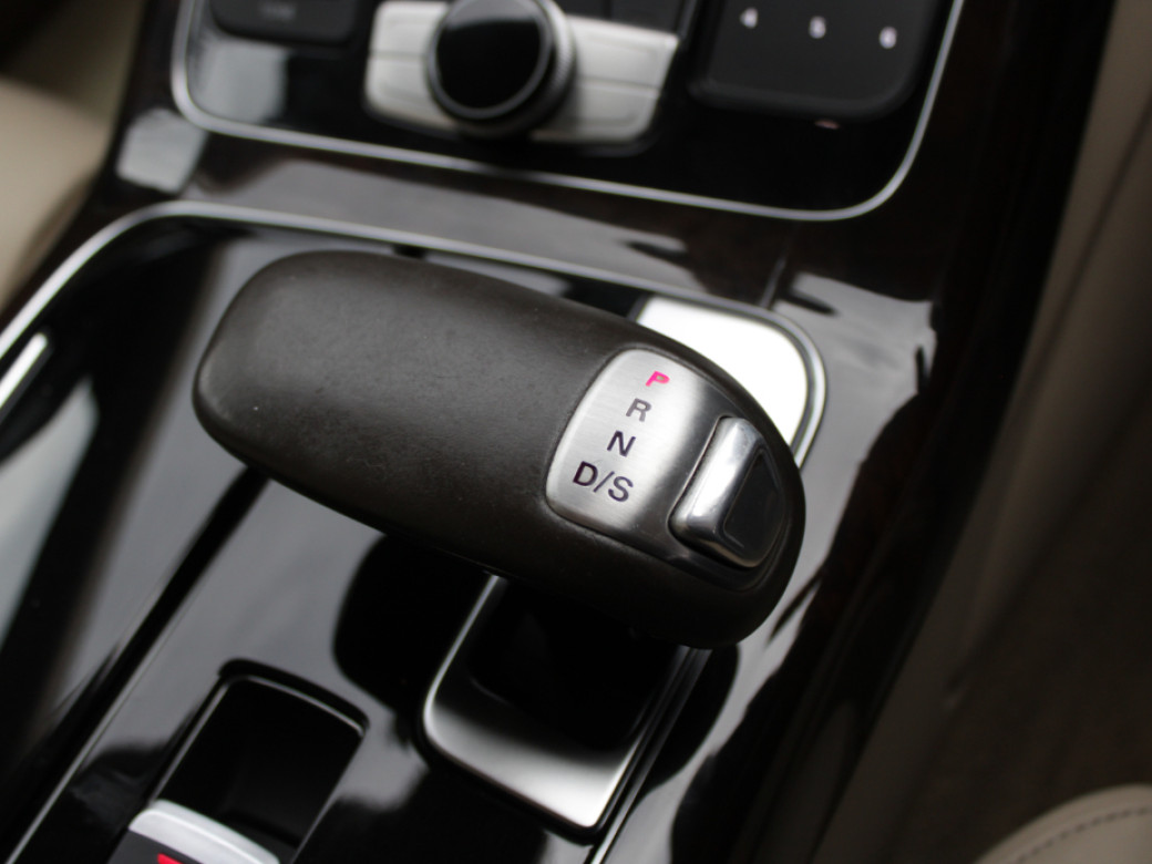 2015 Audi A8
