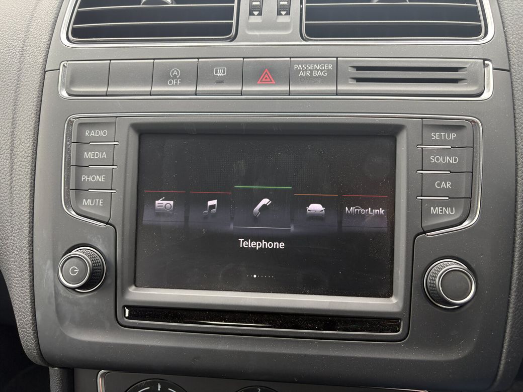 2015 Volkswagen Polo