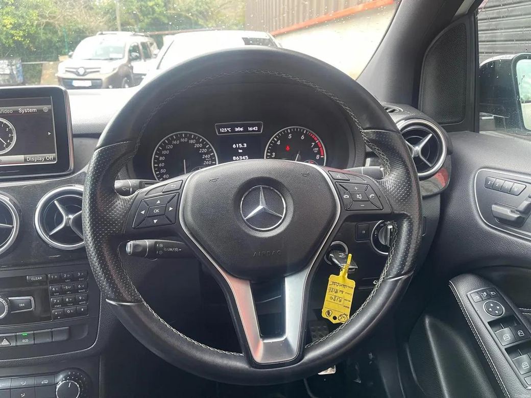 2012 Mercedes-Benz B 180