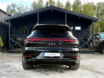 2023 Porsche Cayenne