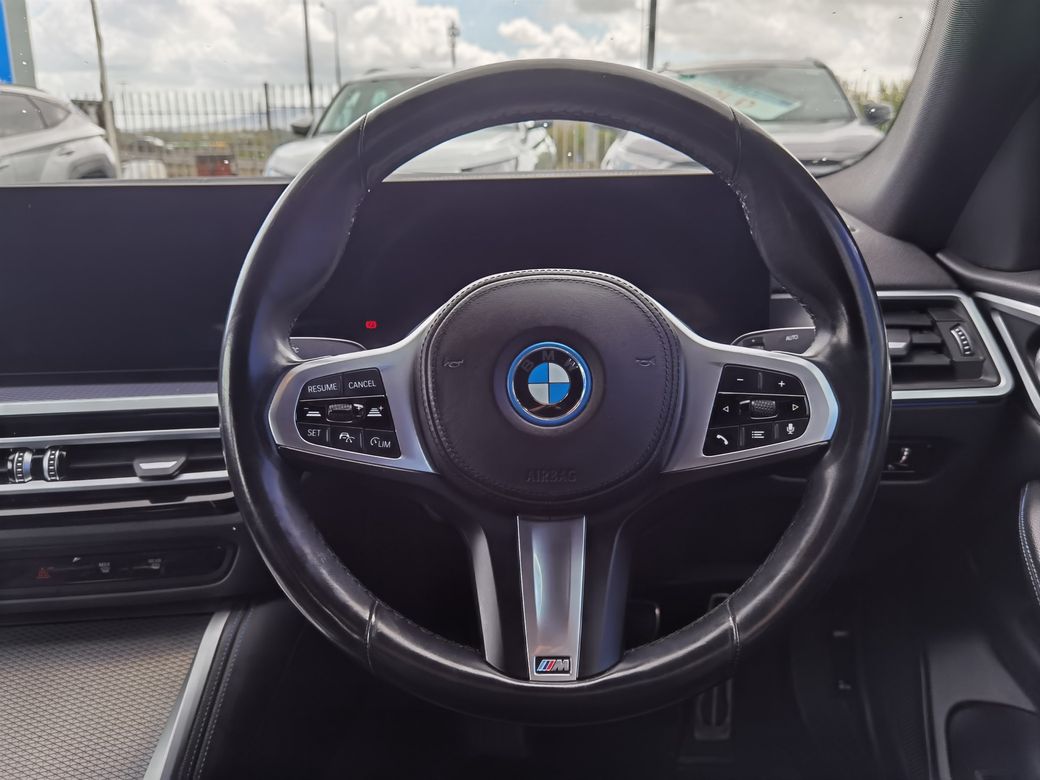 2023 BMW i4