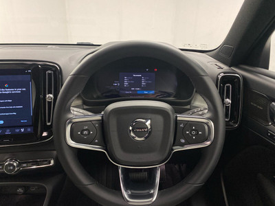 2026 Volvo EX40