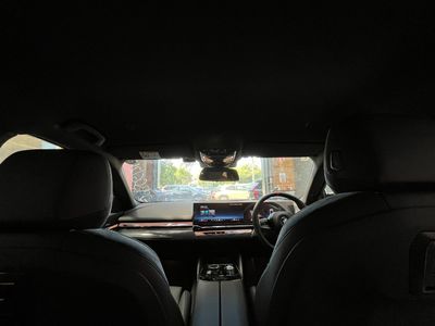 2024 BMW i5