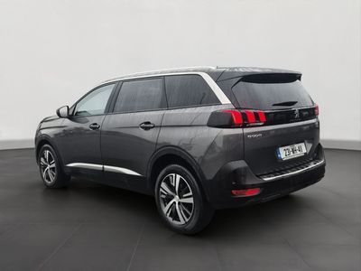 2023 Peugeot 5008