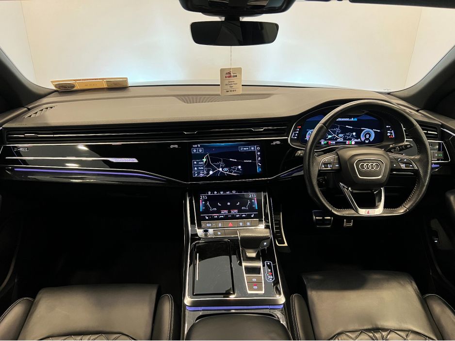 2020 Audi Q8