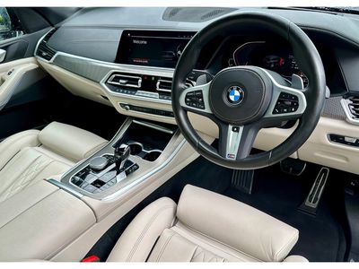 2022 BMW X5