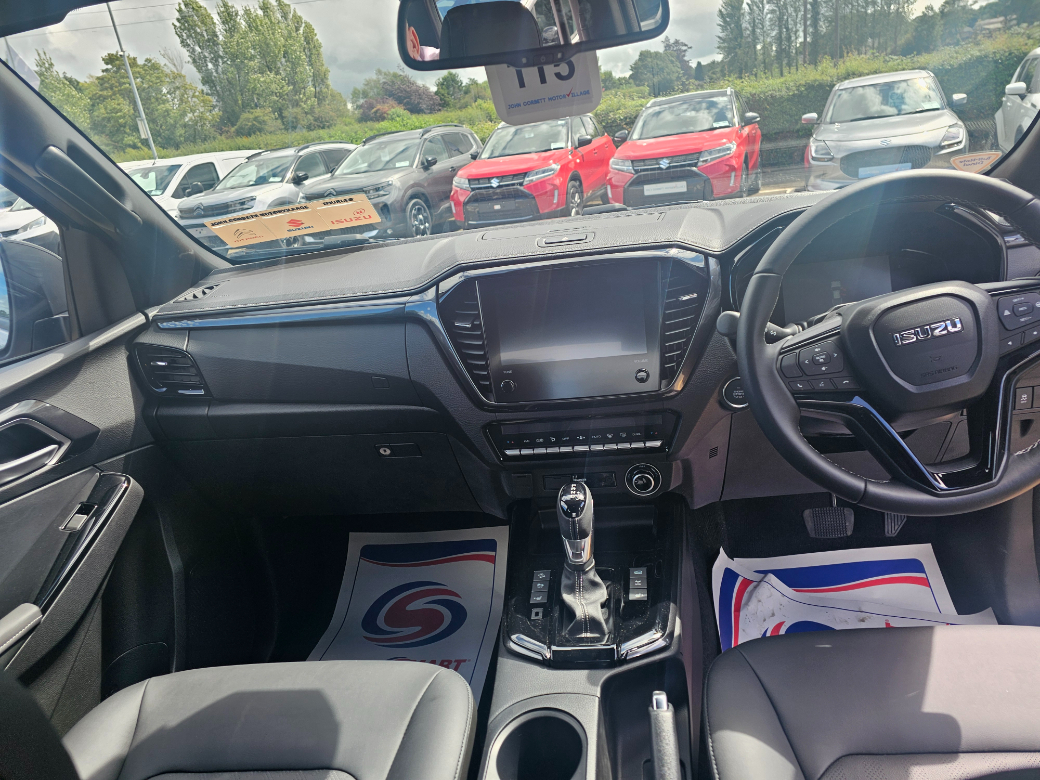 2025 Isuzu D-MAX