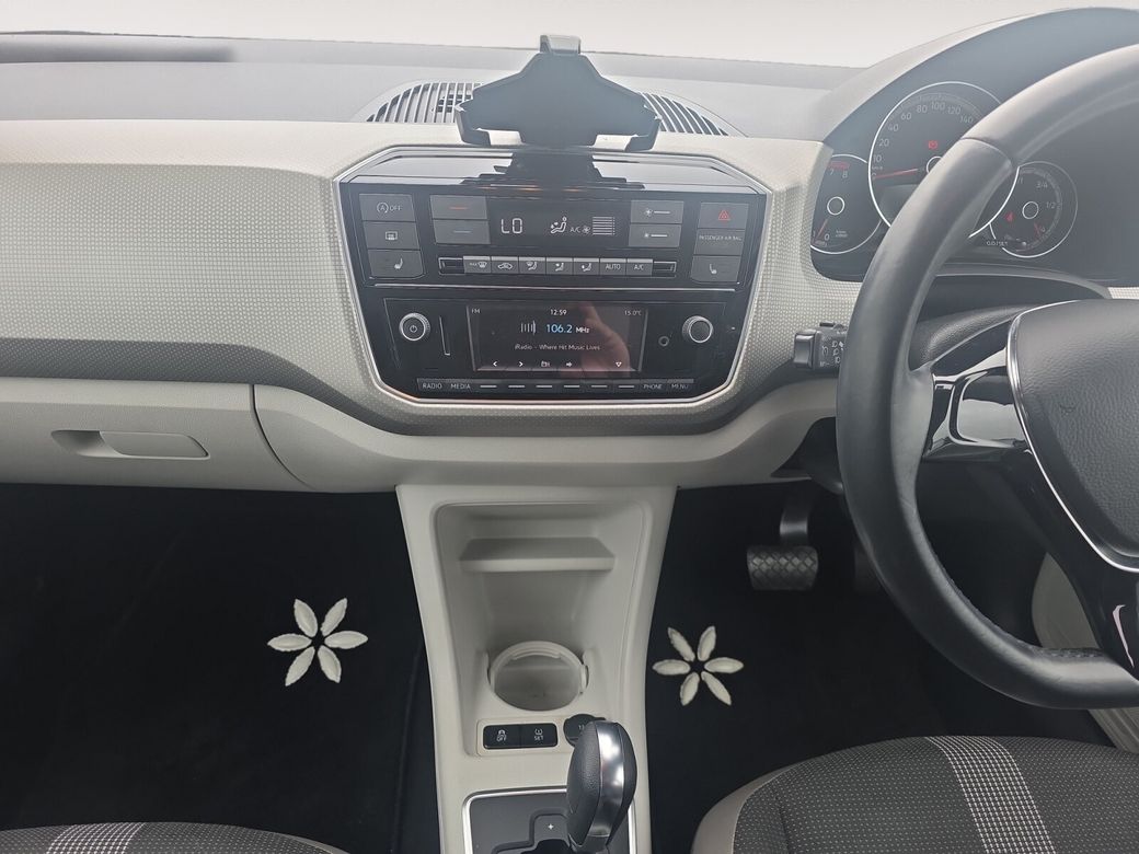 2019 Volkswagen up!