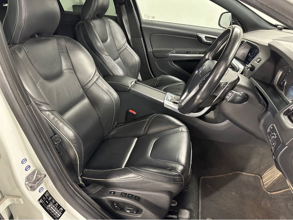 2016 Volvo V60
