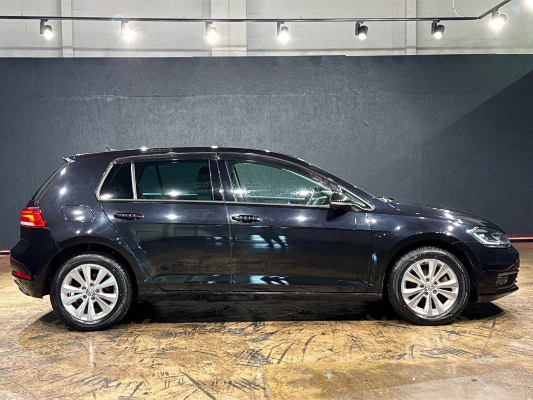 2017 Volkswagen Golf