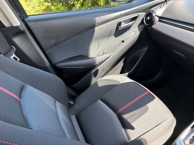 2016 Mazda Demio