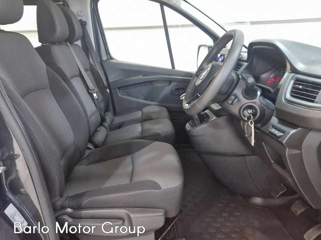 2023 Nissan Primastar