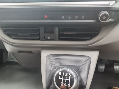 2025 Volkswagen Transporter