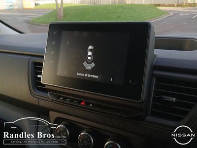 2025 Nissan Primastar