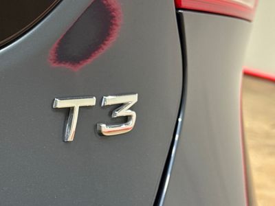 2018 Volvo V40