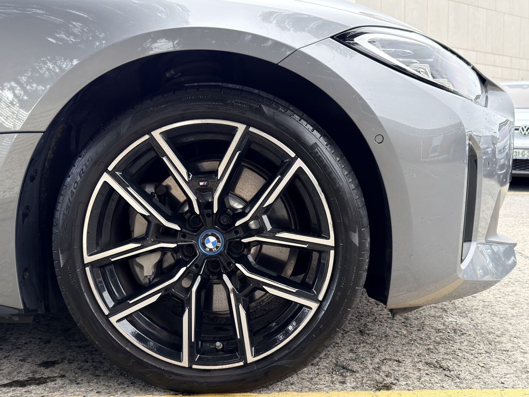 2023 BMW i4