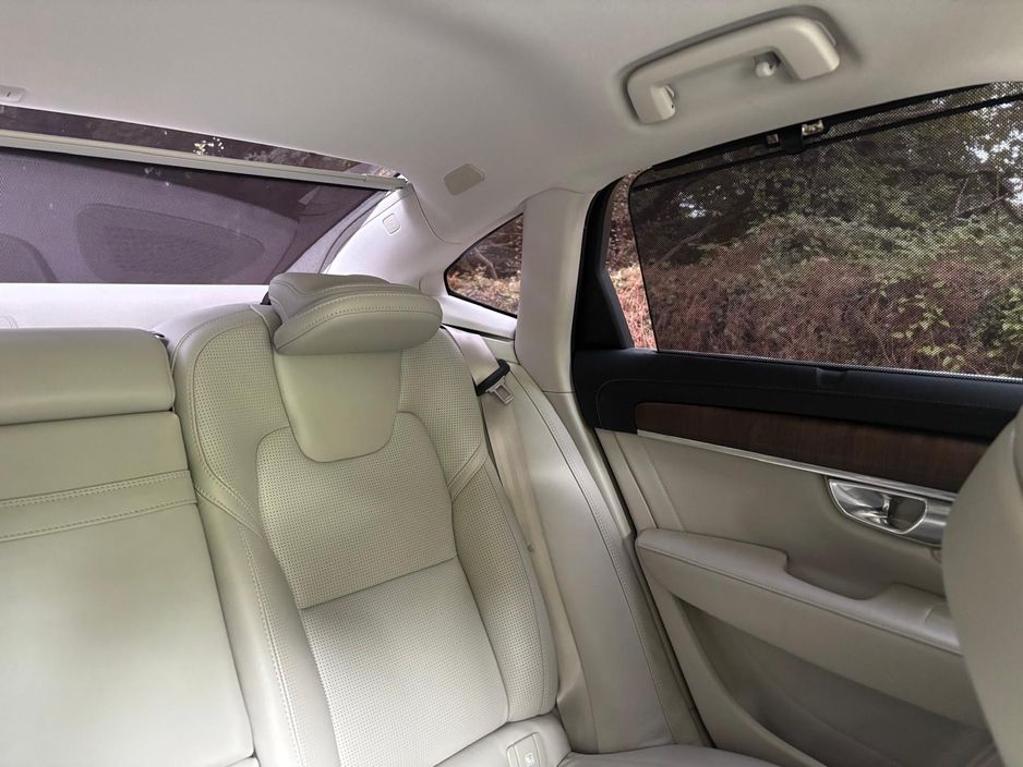 2021 Volvo S90
