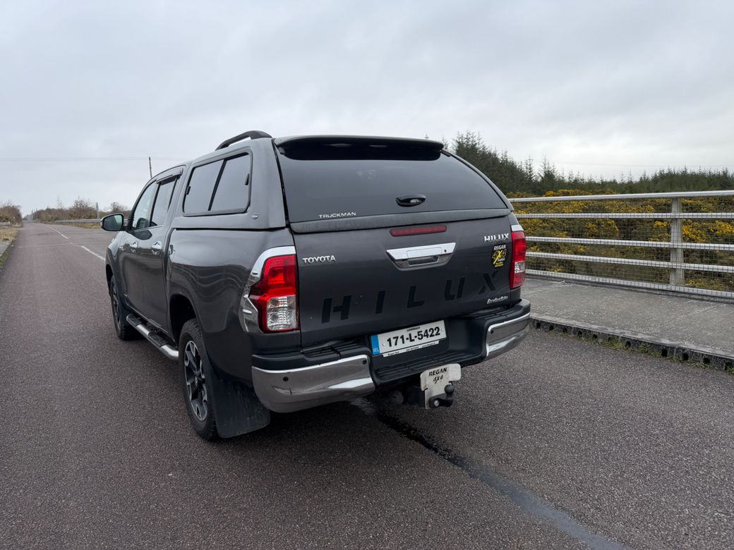 2017 Toyota Hilux