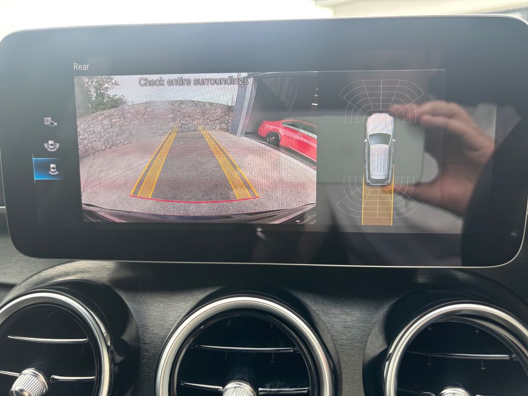 2022 Mercedes-Benz GLC Class
