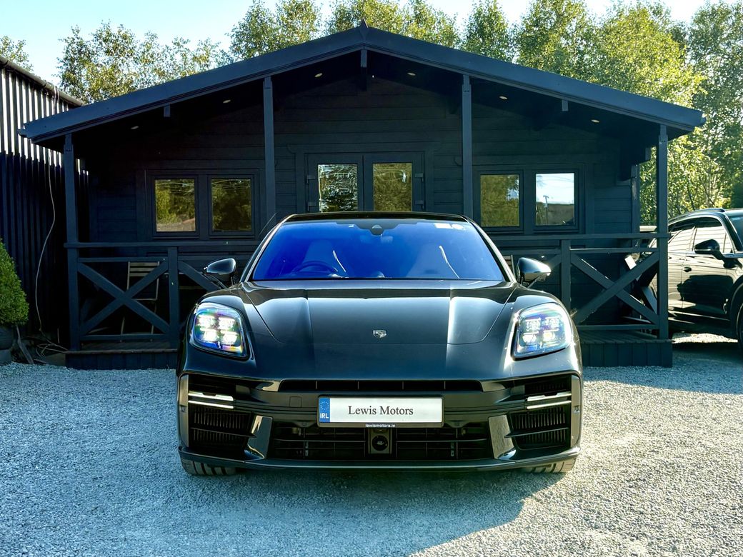 2025 Porsche Panamera
