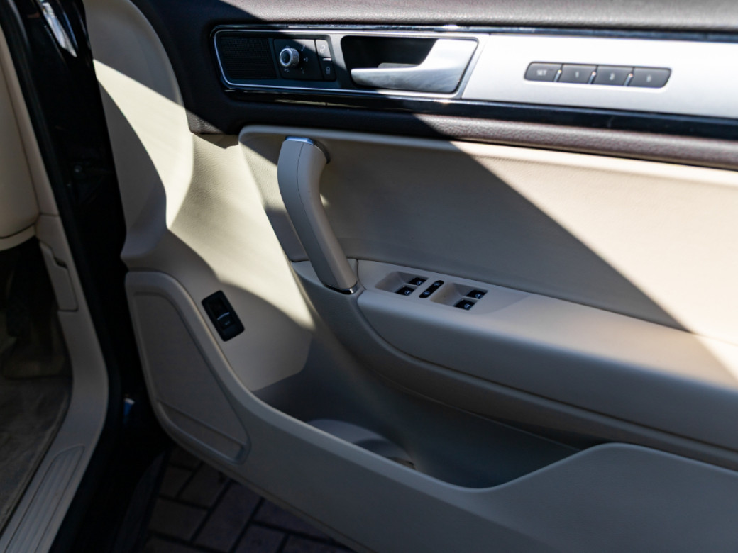 2016 Volkswagen Touareg