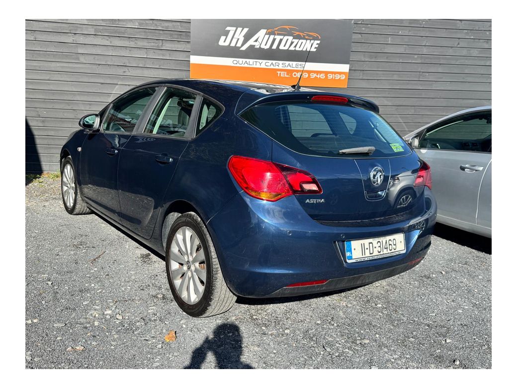 2011 Opel Astra