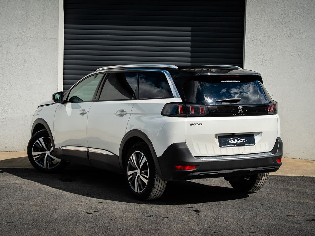 2024 Peugeot 5008