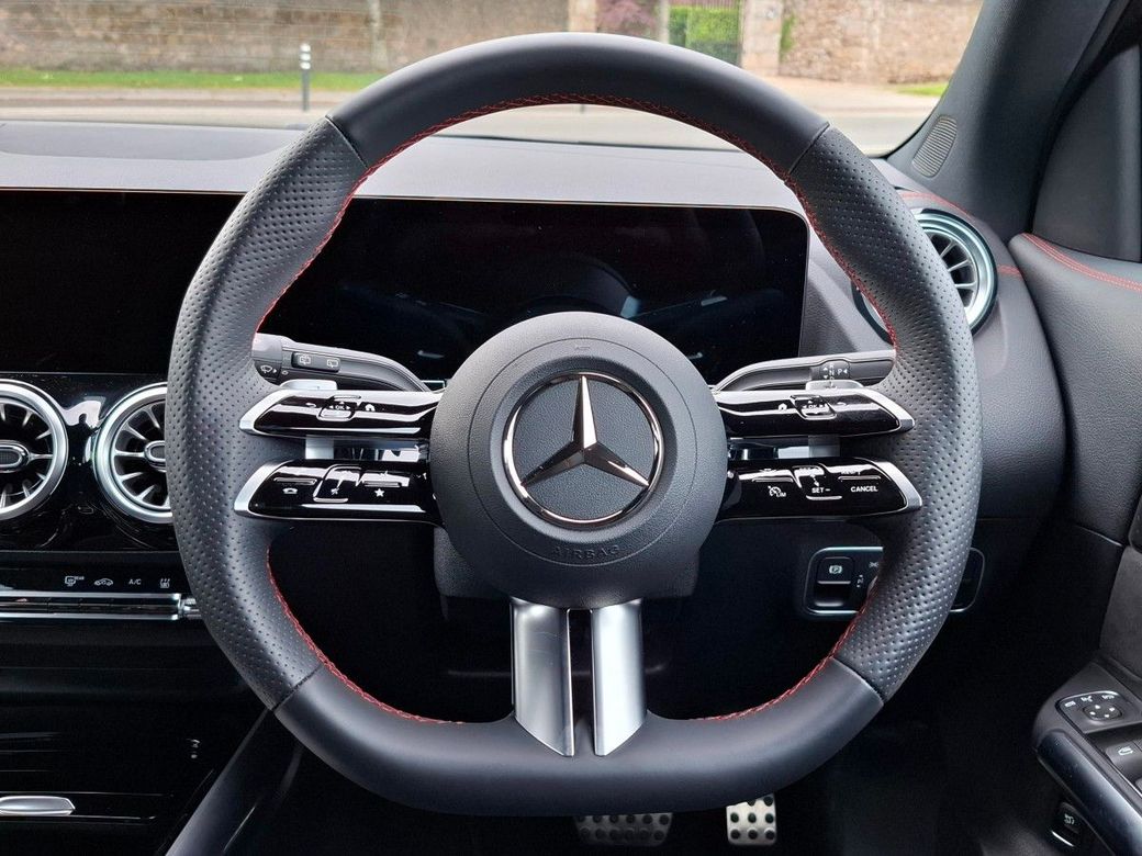2025 Mercedes-Benz EQA