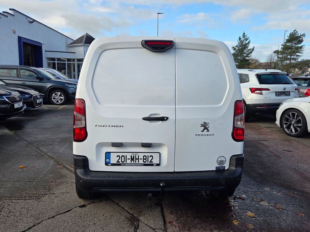 2020 Peugeot Partner