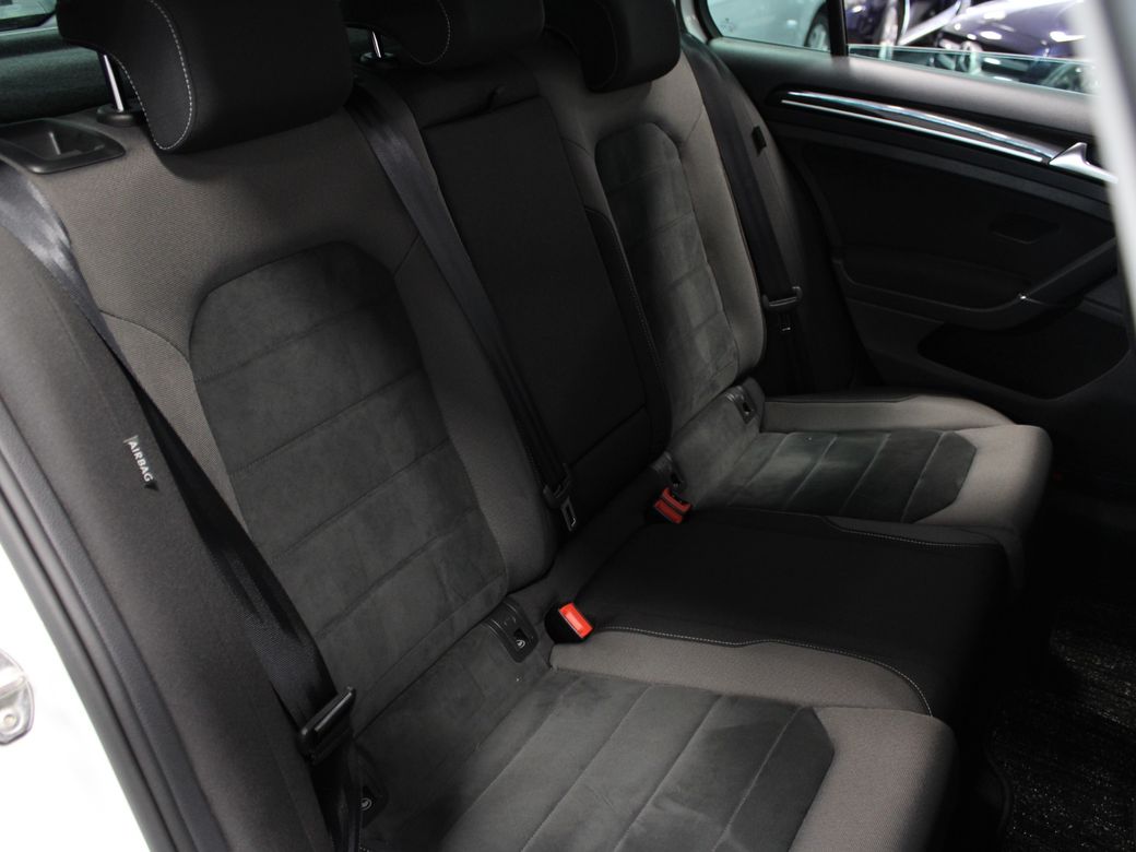 2018 Volkswagen Golf