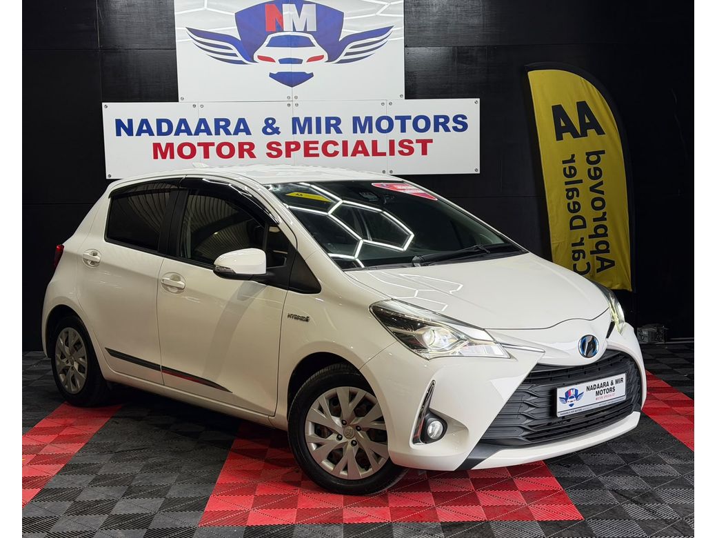 2017 Toyota Vitz