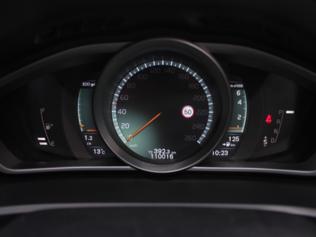 2015 Volvo V40